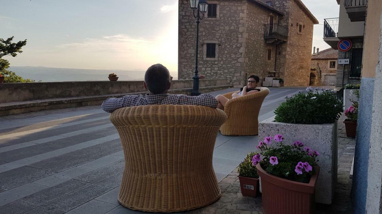 Le Casette Di Civitella La Casa Di Nonna Giulia Civitella Del Lago Exteriör bild