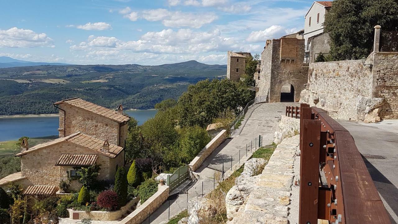 Le Casette Di Civitella La Casa Di Nonna Giulia Civitella Del Lago Exteriör bild