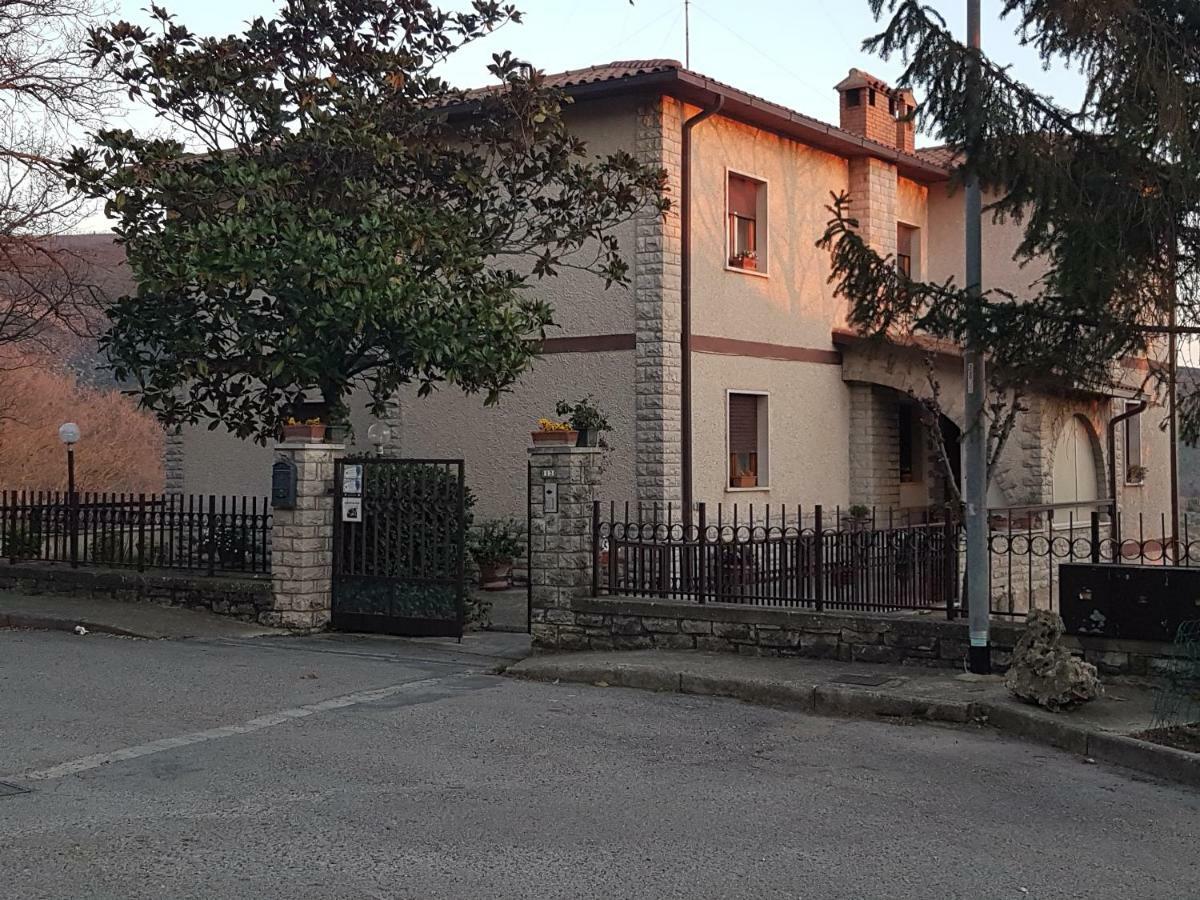 Le Casette Di Civitella La Casa Di Nonna Giulia Civitella Del Lago Exteriör bild